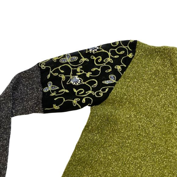 Custo Barcelona Mixed Media V Neck Knit Sweater - Picture 3 of 4